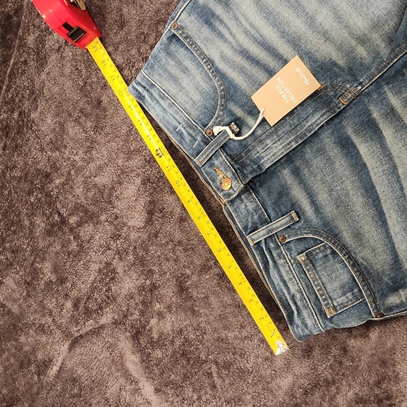 Light wash Madewell "the perfect jean" eco collection jean shorts size 29, NWT! - Picture 10 of 14